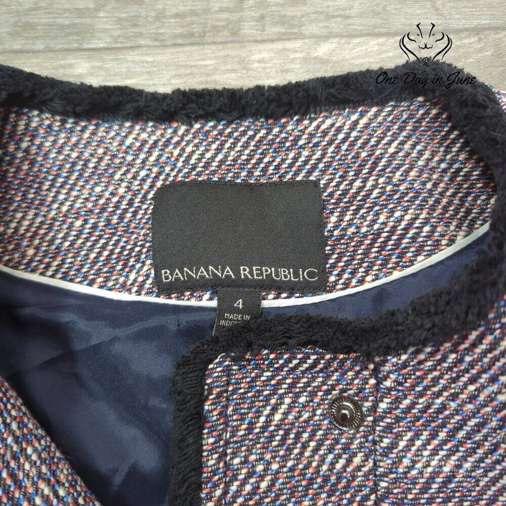 Banana Republic Beautiful Snap Front Basic Jacket… - image 2